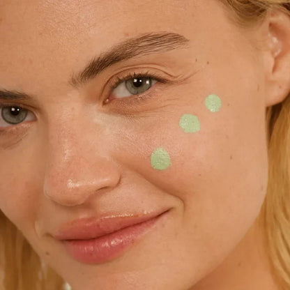 CHARLOTTE BIO - Bio-Grün Abdeckstift gegen Rötungen - perfekte Deckkraft für makellose Haut! 🌿💖