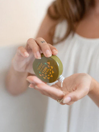 SOL DE IBIZA - Olio Solare Magico - Il tuo percorso verso una pelle radiosa e protetta! ☀️✨