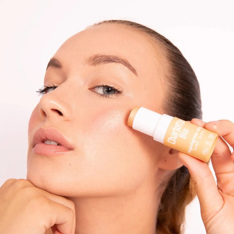 CHARLOTTE BIO – Highlighter Touch Stick
