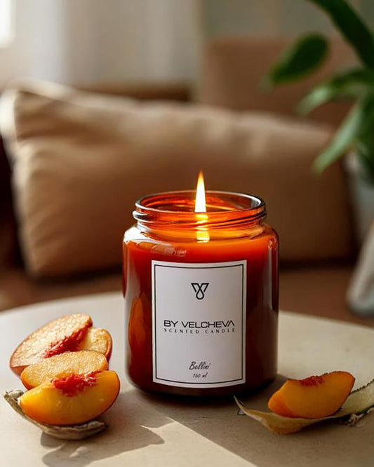 By Velcheva Candela profumata Bellini – 160 ml, Pesca, Rum e Vaniglia