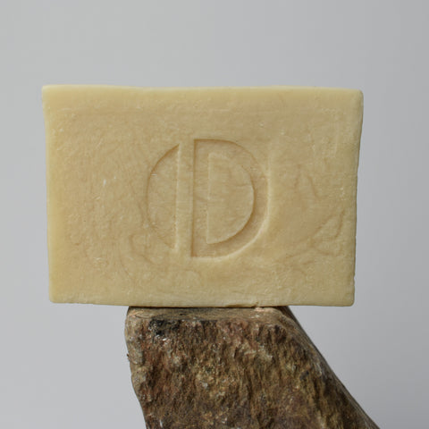 Ensemble de Soins de la Peau Entièrement Naturels : Sérum Visage, Savon Beauté, Savon Intime