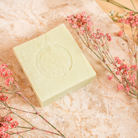 Ensemble de Soins de la Peau Entièrement Naturels : Sérum Visage, Savon Beauté, Savon Intime