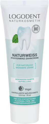 LOGONA NATURAL WHITE Peppermint toothpaste