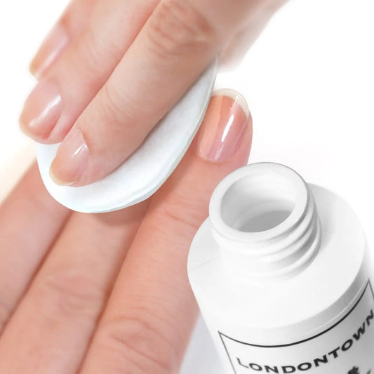 LONDONTOWN kur - Conditioning Lacquer Remover Pads