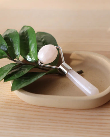 Mini Eye Roller in Rose Quartz