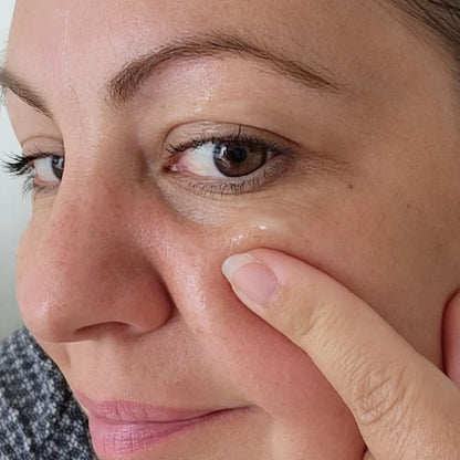 Augenserum mit Schneckenschleim Bio-zertifiziert - gegen Augenringe, gegen Falten